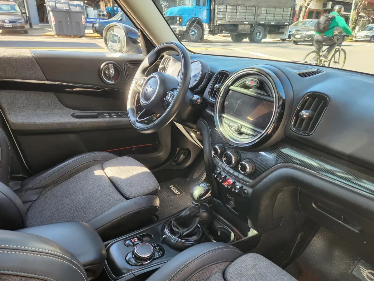 Mira esta publicación de Mini Cooper Countryman