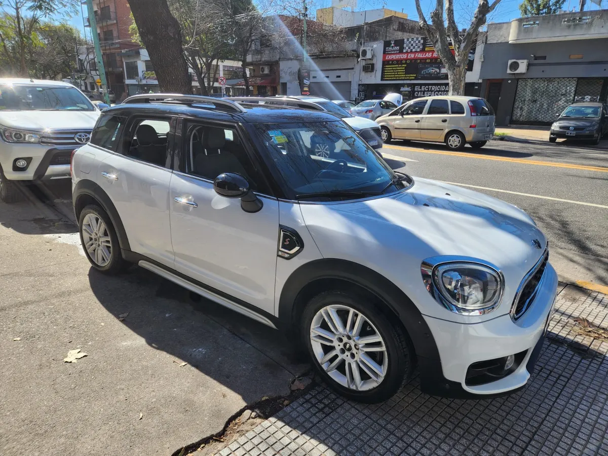 Mira esta publicación de Mini Cooper Countryman