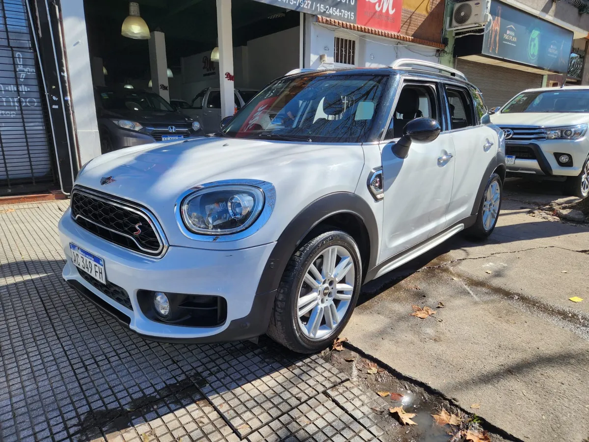 Mirá esta publicación de Mini Cooper Countryman