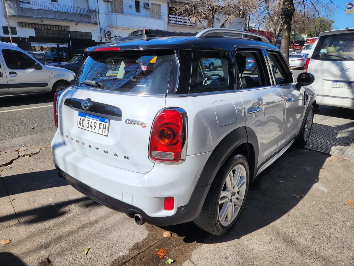 Mirá esta publicación de Mini Cooper Countryman