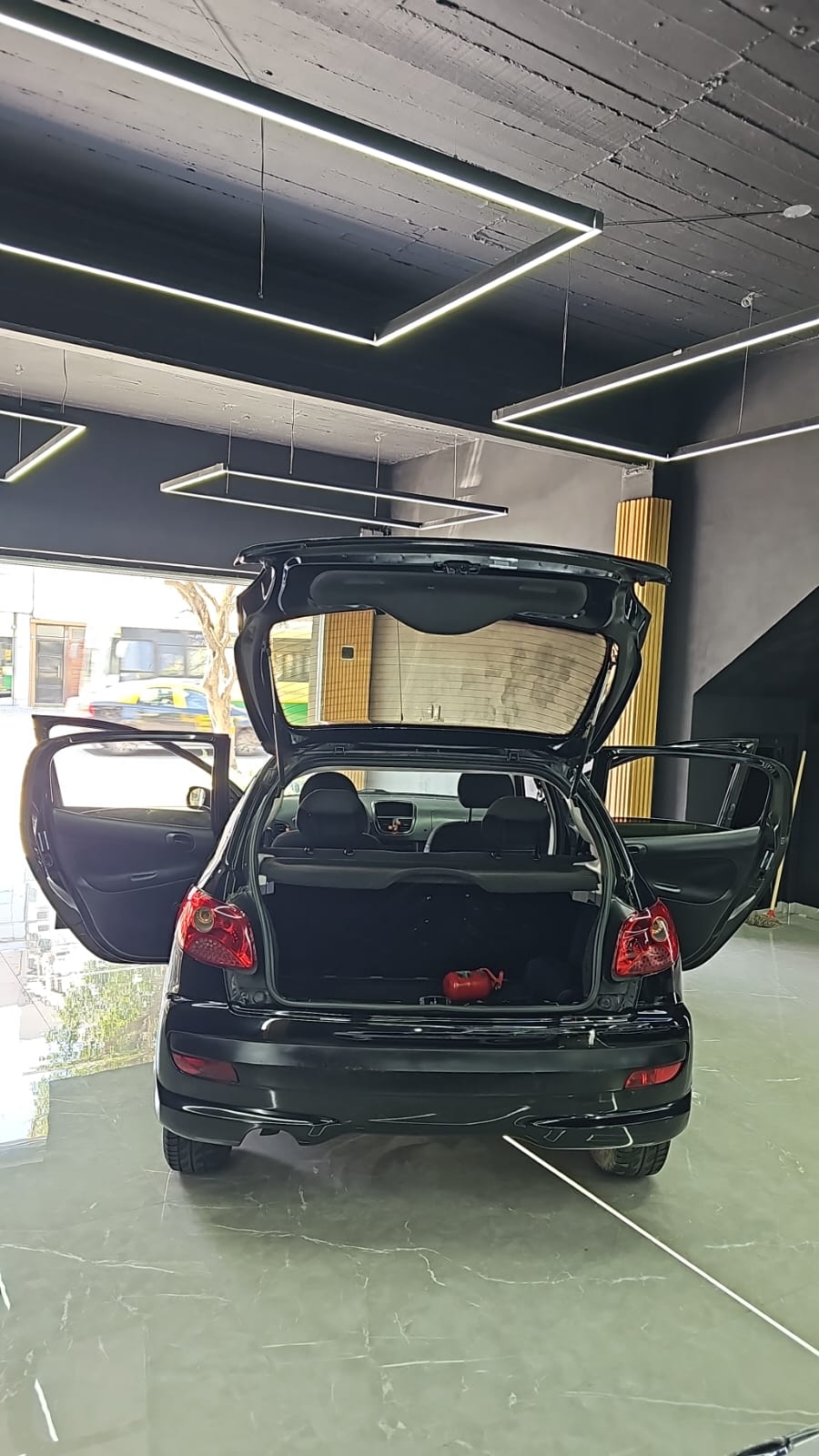 Mira esta publicación de Peugeot 207 Compact