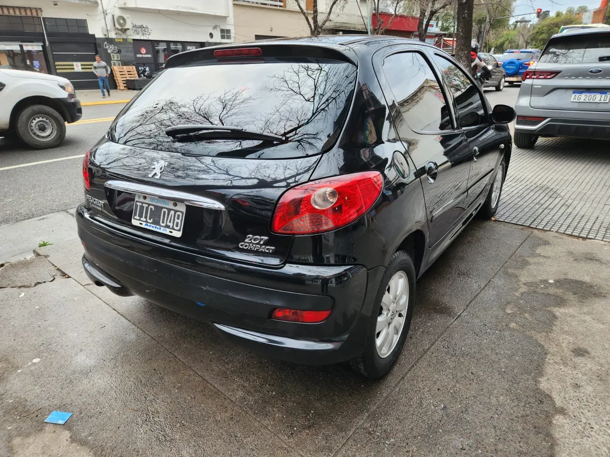 Mira esta publicación de Peugeot 207 Compact