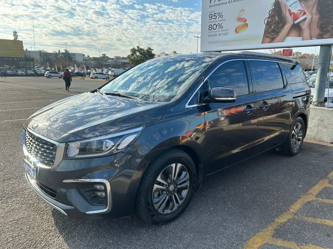 Mirá esta publicación de KIA Carnival