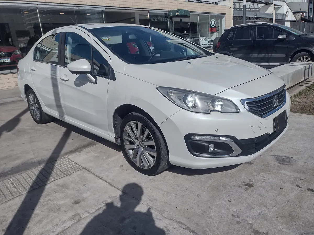 Mira esta publicación de Peugeot 408
