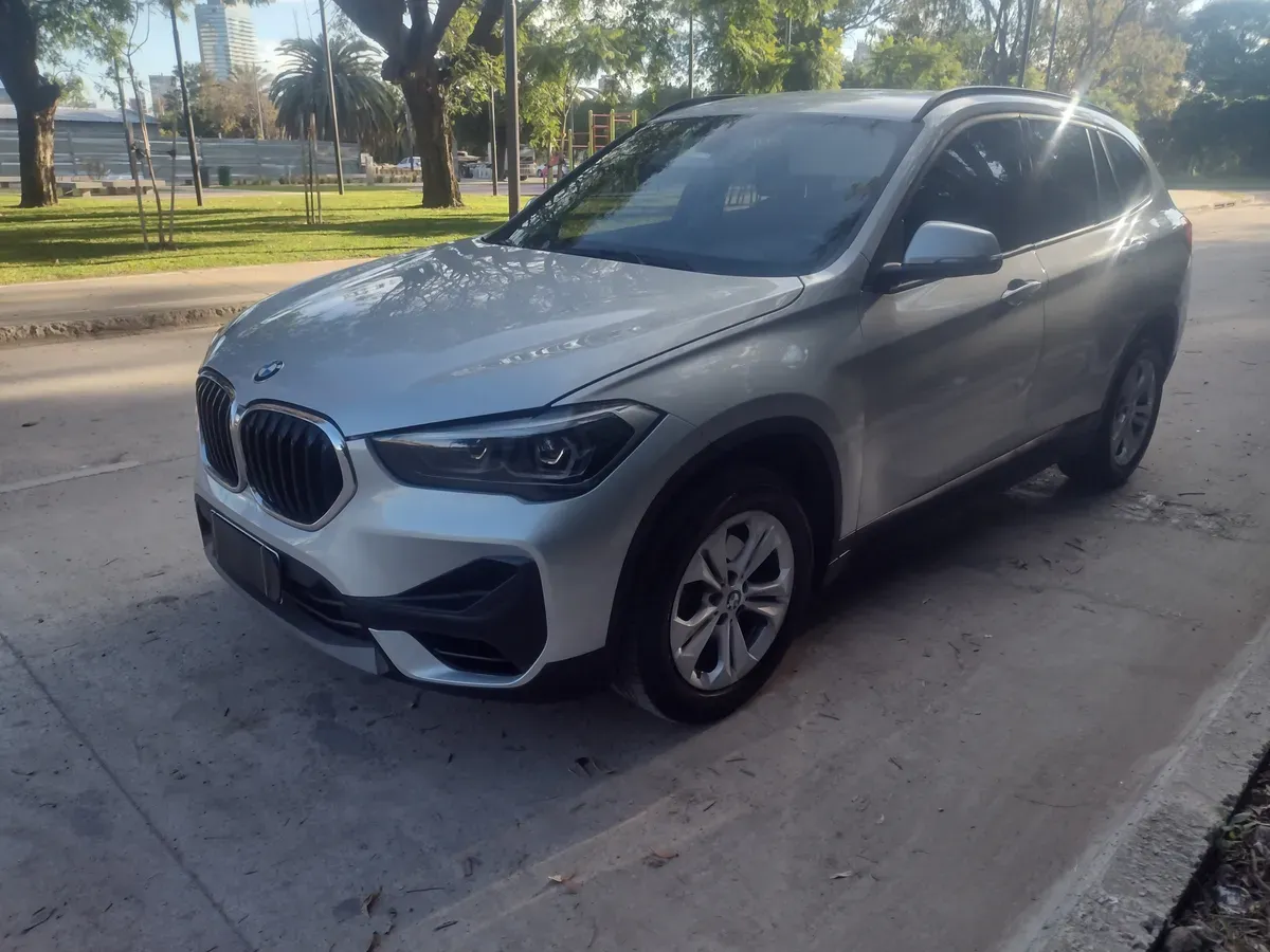 Mira esta publicación de BMW X1