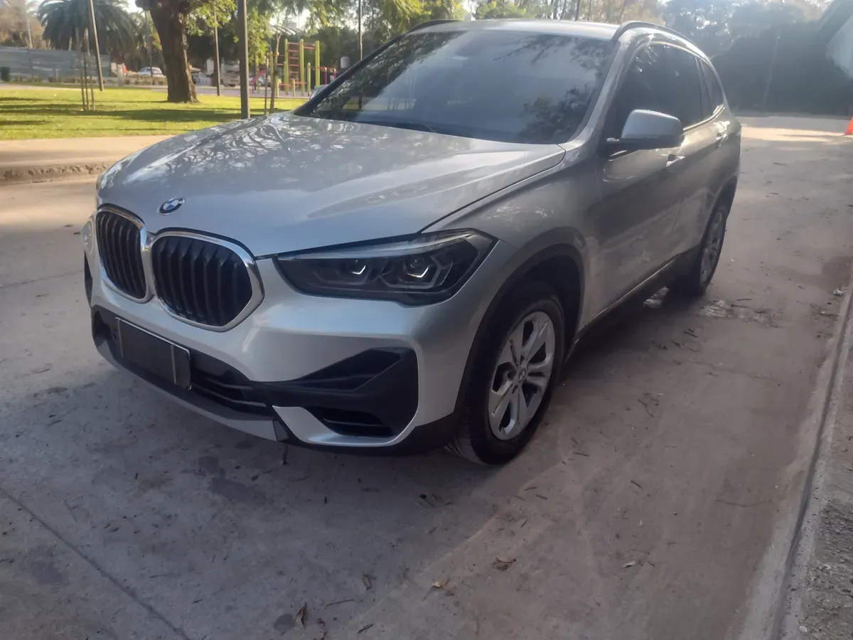 Mira esta publicación de BMW X1