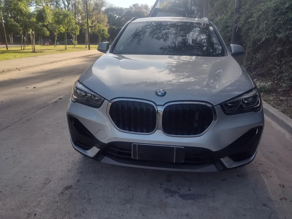 Mira esta publicación de BMW X1