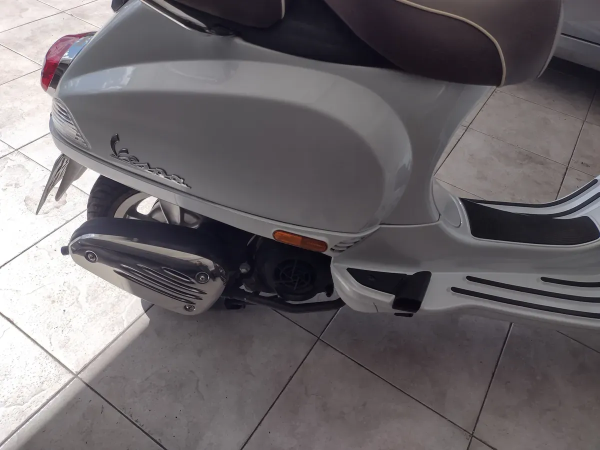 Mirá esta publicación de Piaggio 150 Vespa LX