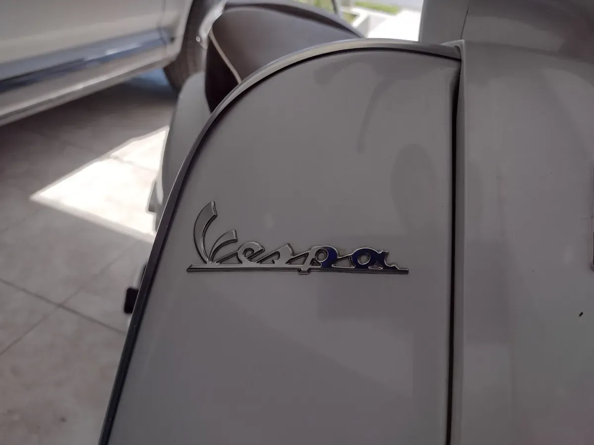 Mira esta publicación de Piaggio 150 Vespa LX