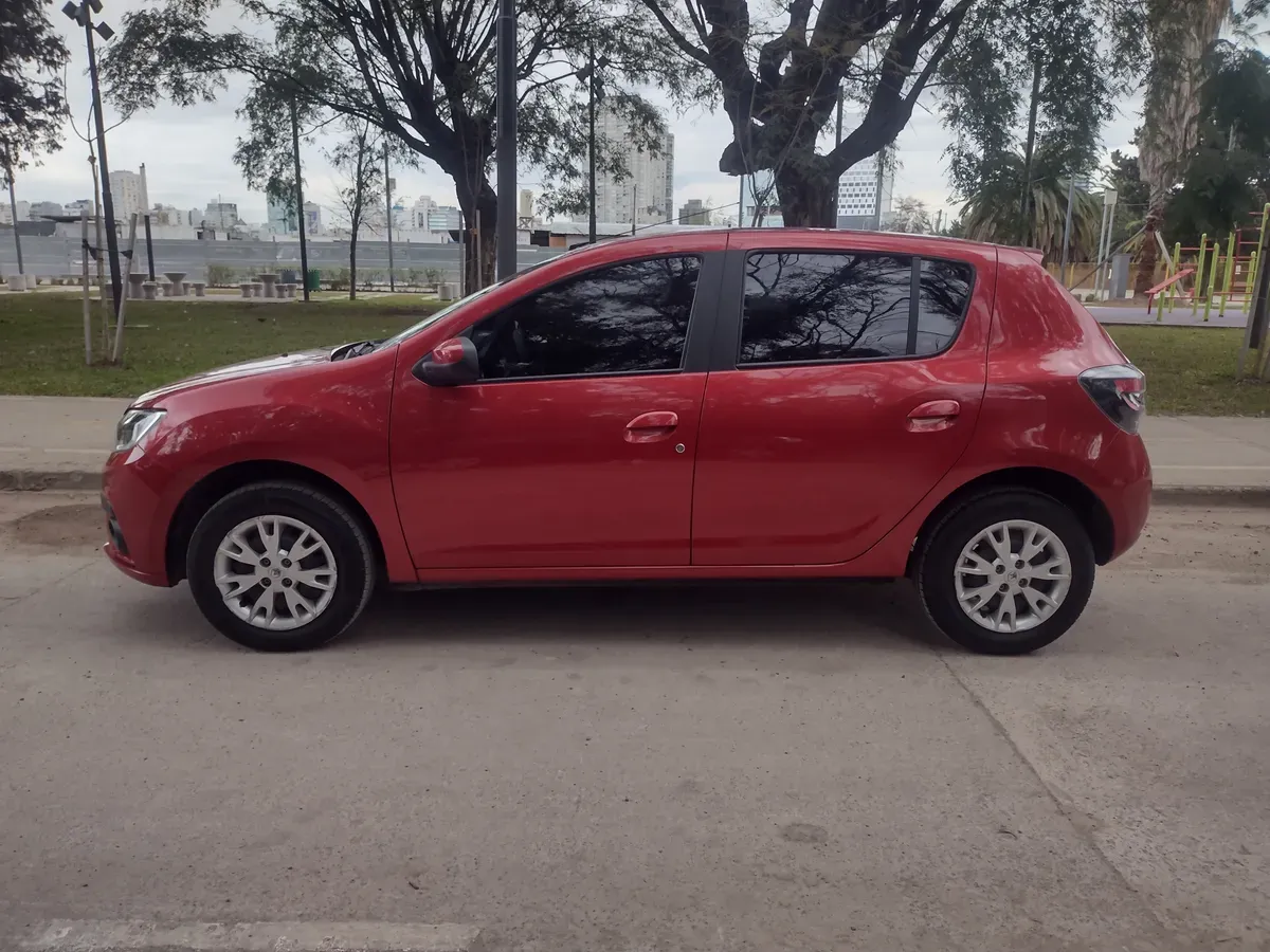 Mira esta publicación de Renault Sandero