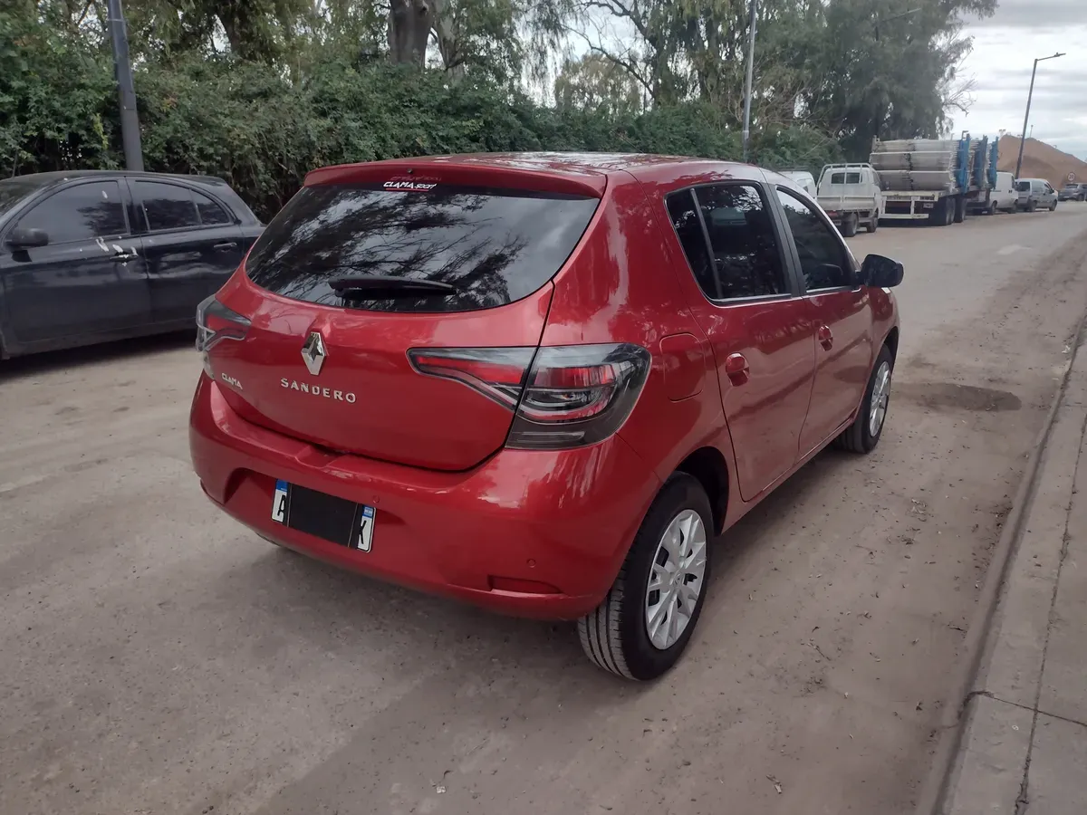 Mira esta publicación de Renault Sandero