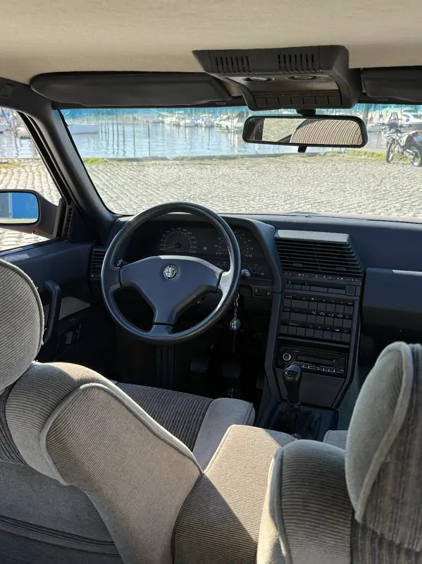 Mira esta publicación de Alfa Romeo 164