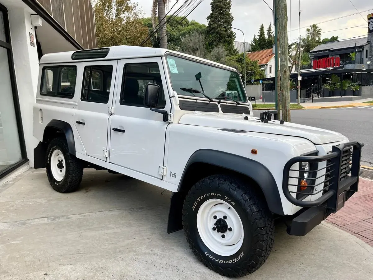 Mira esta publicación de Land Rover Defender
