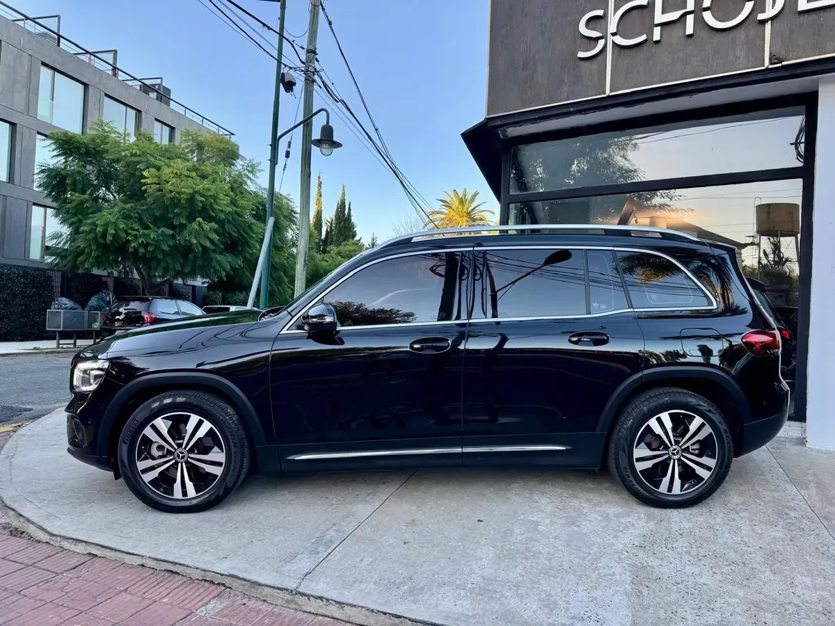 Mira esta publicación de Mercedes Benz GLB