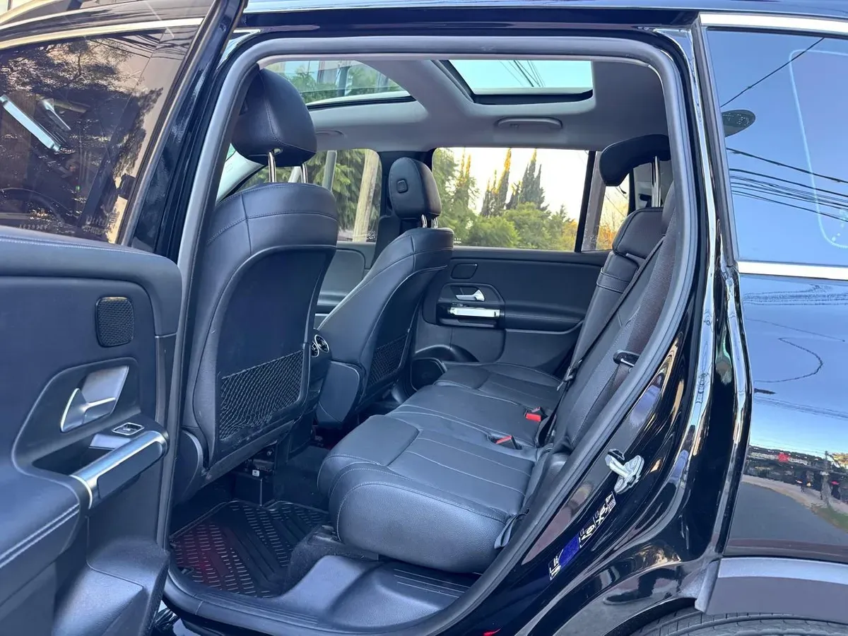 Mira esta publicación de Mercedes Benz GLB