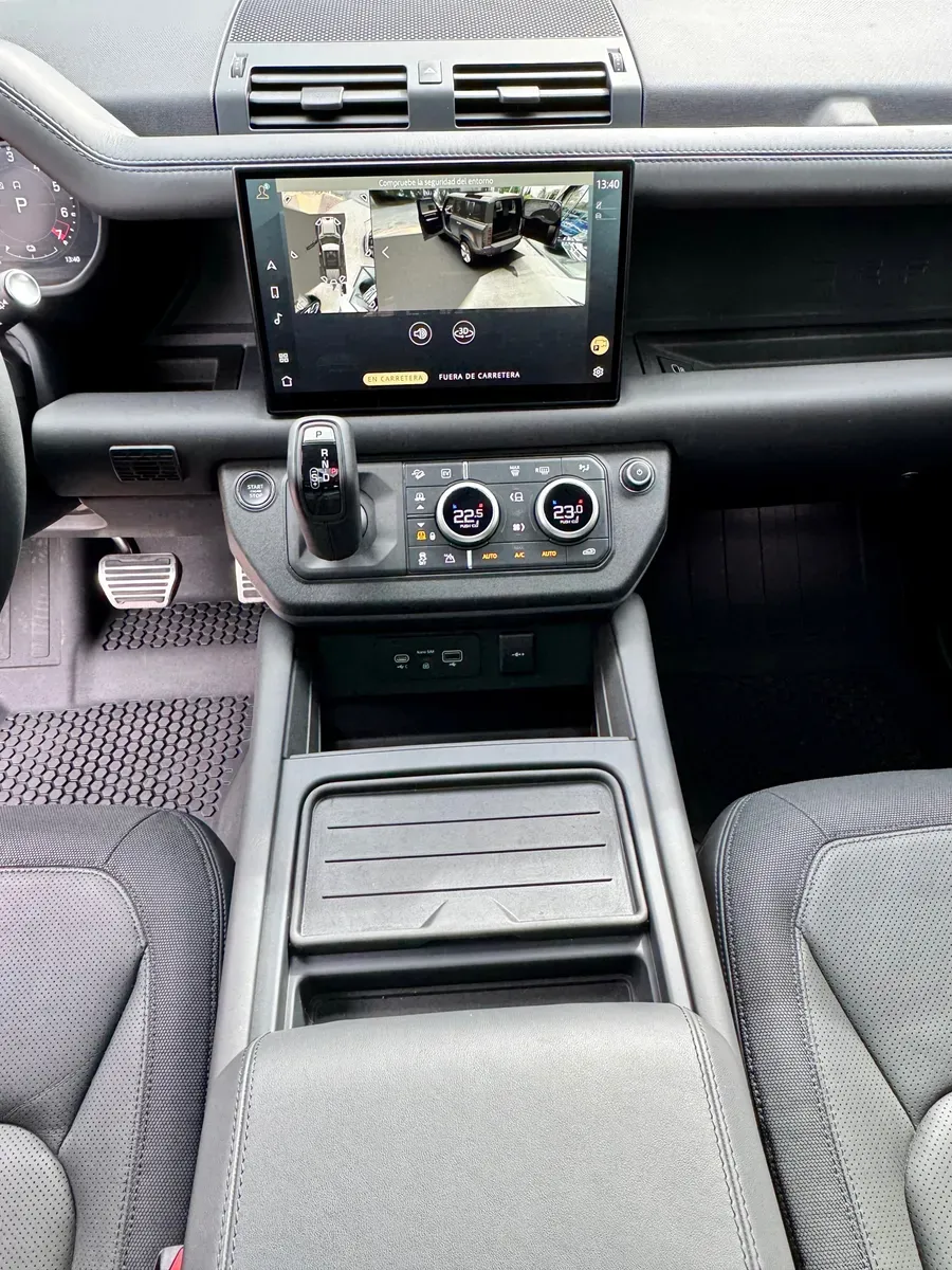 Mirá esta publicación de Land Rover Defender