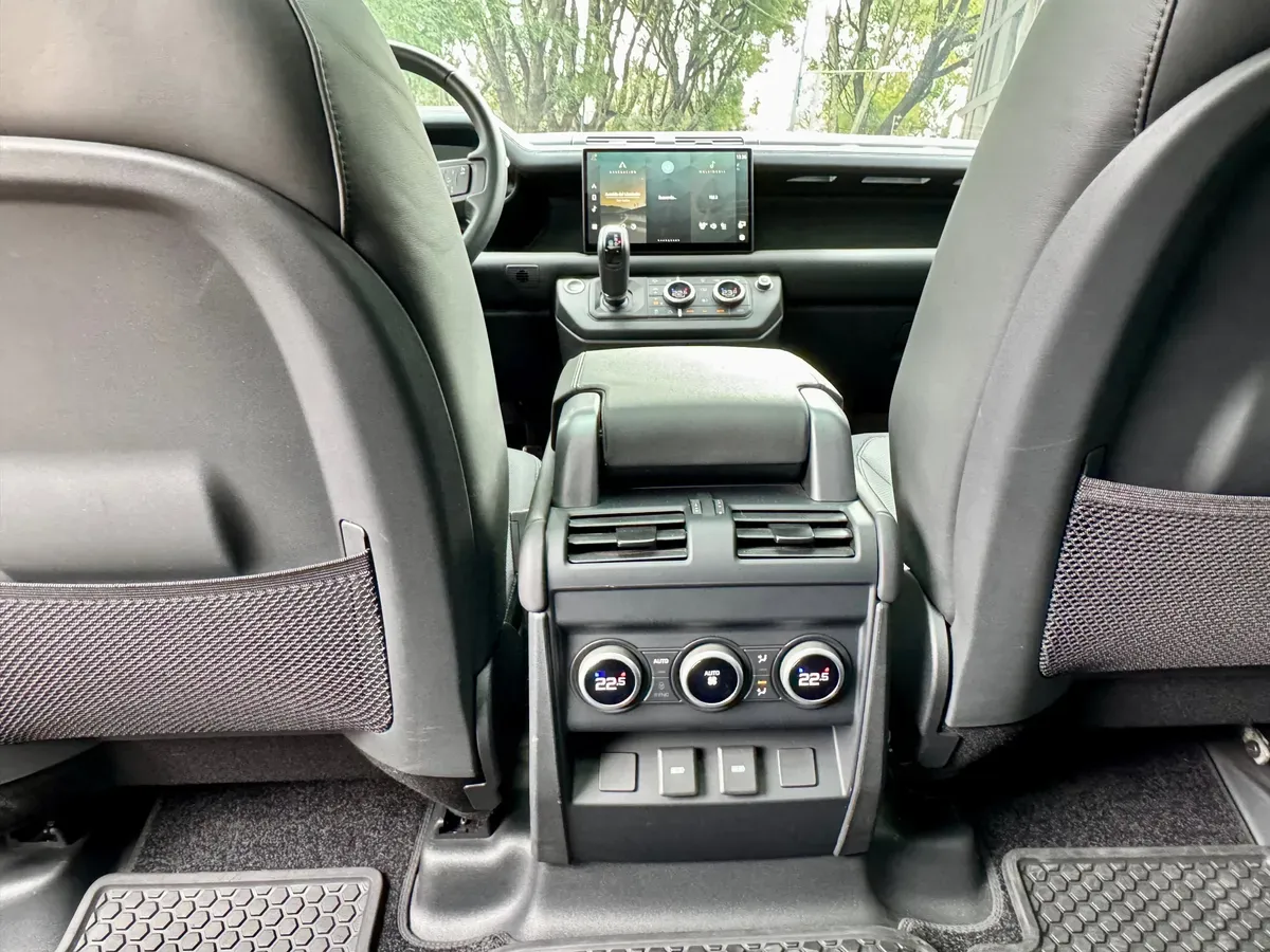 Mirá esta publicación de Land Rover Defender