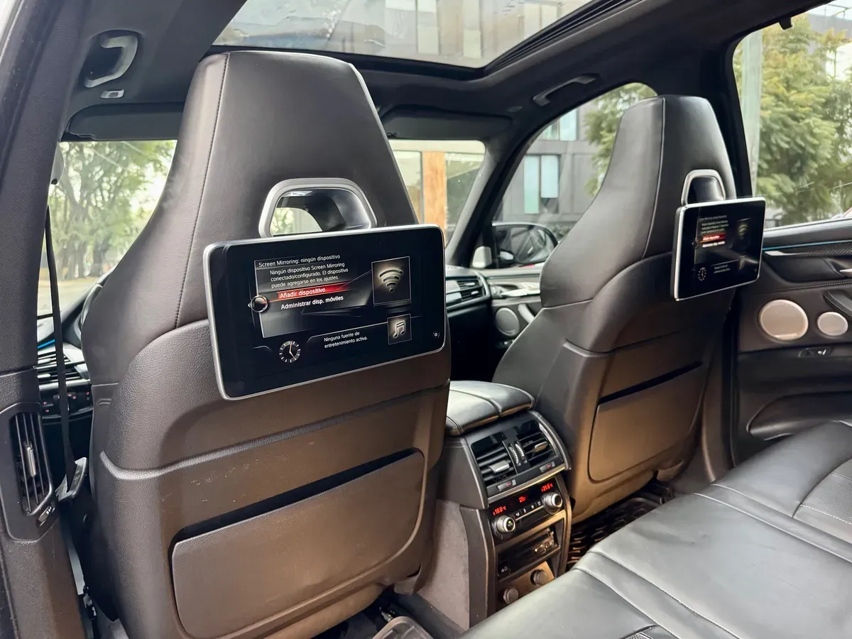 Mira esta publicación de BMW X5