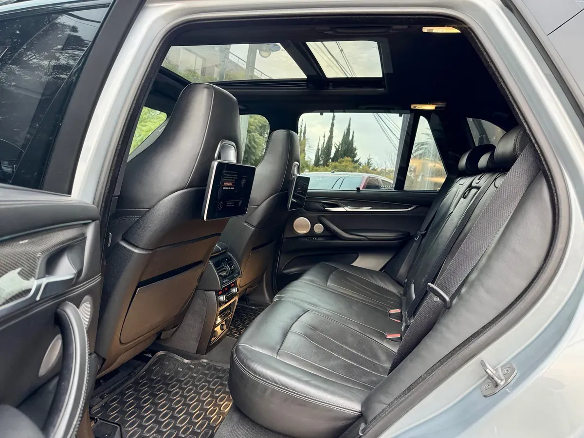 Mira esta publicación de BMW X5