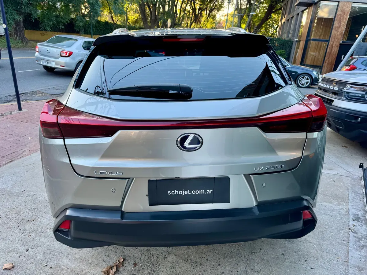 Mira esta publicación de Lexus UX