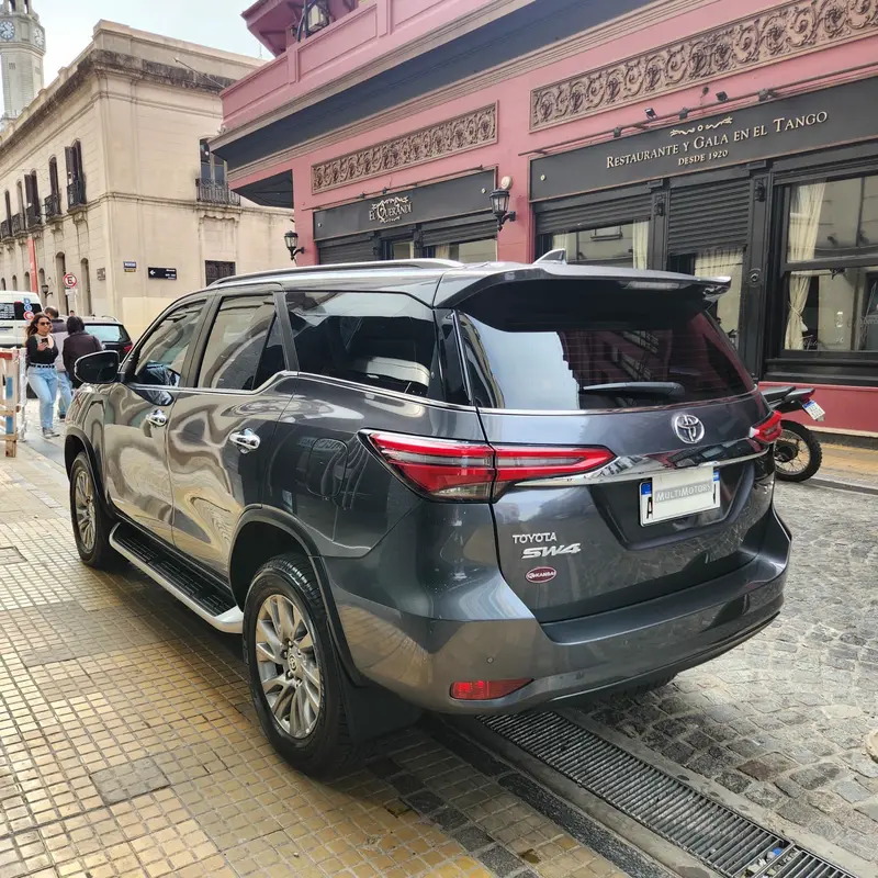 Mirá esta publicación de Toyota SW4