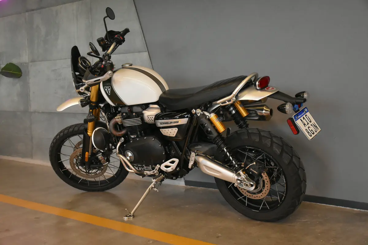 Mira esta publicación de Triumph 1200 XE