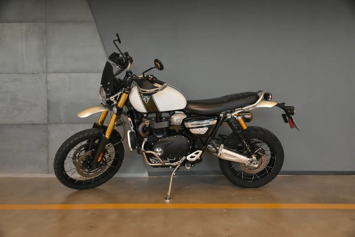Mira esta publicación de Triumph 1200 XE