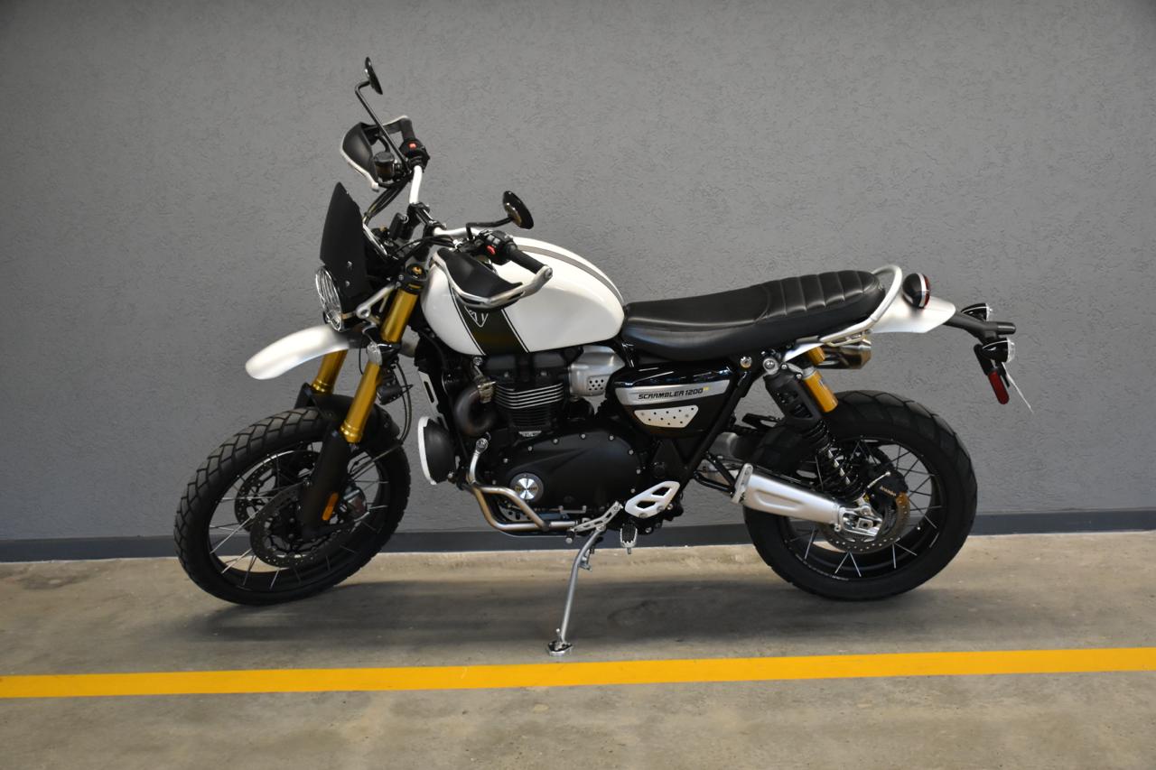 Mira esta publicación de Triumph 1200 XE 2019 en Motordil
