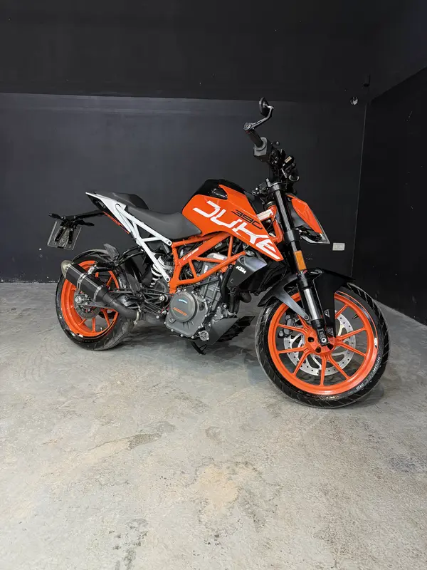 Mira esta publicación de KTM Duke 390 Naked