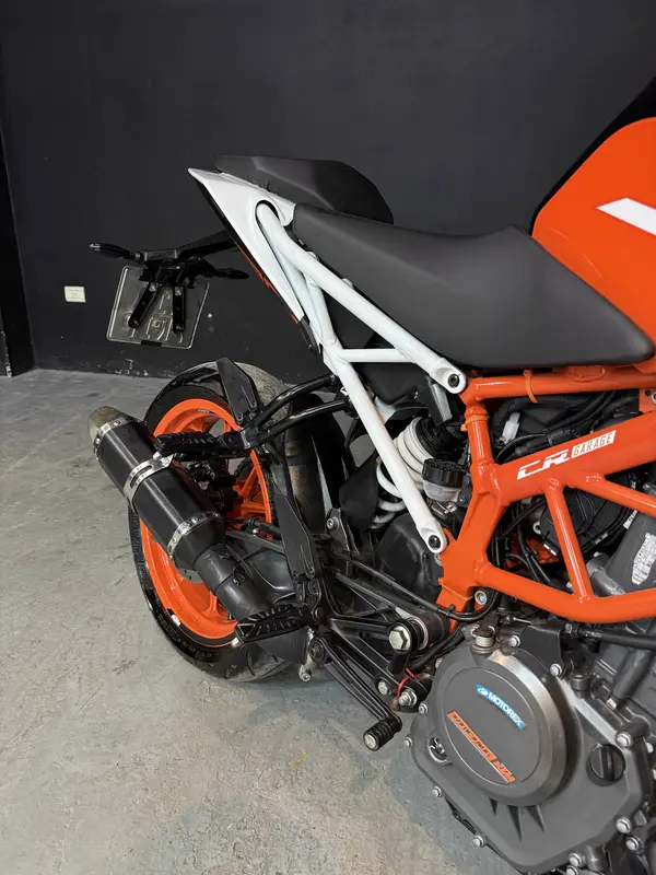 Mira esta publicación de KTM Duke 390 Naked