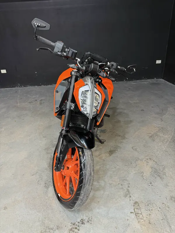 Mira esta publicación de KTM Duke 390 Naked