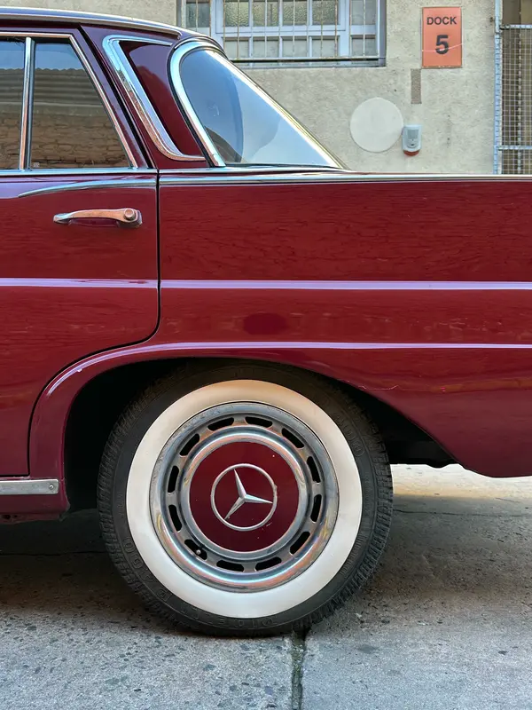 Mirá esta publicación de Mercedes Benz 220