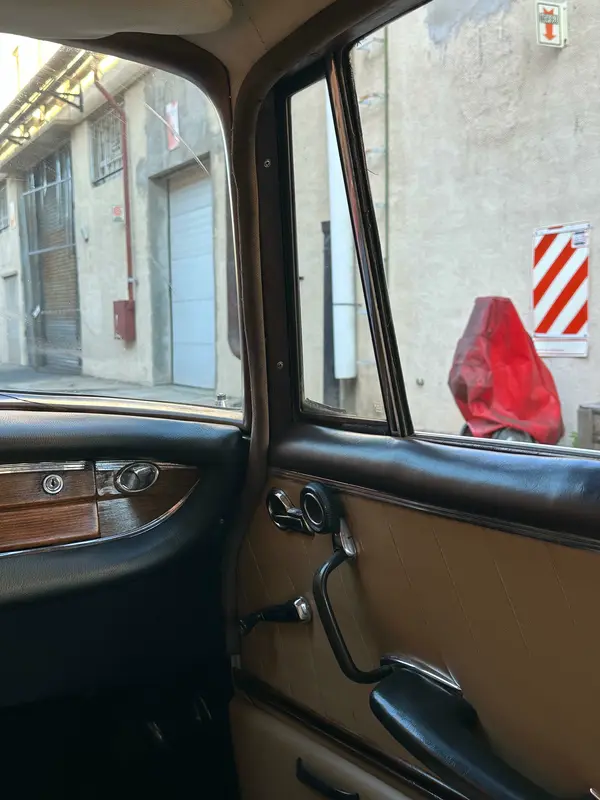 Mirá esta publicación de Mercedes Benz 220