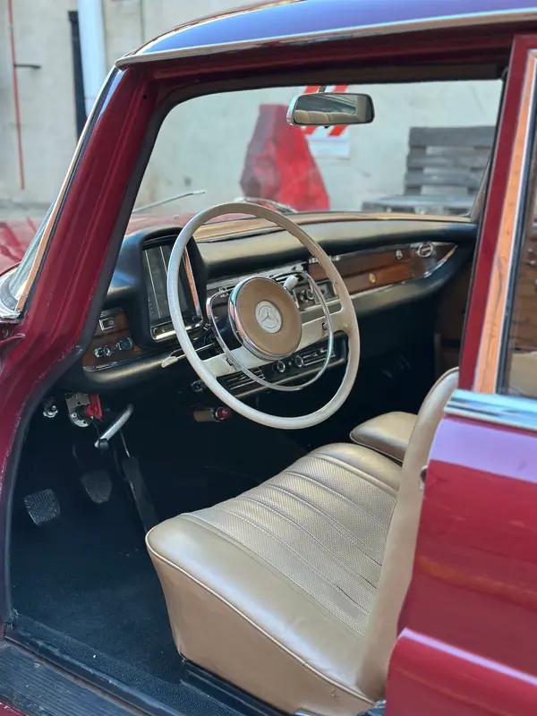 Mirá esta publicación de Mercedes Benz 220