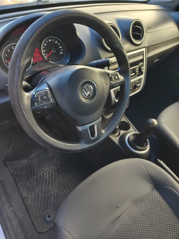 Mira esta publicación de Volkswagen Saveiro 2015 en Motordil