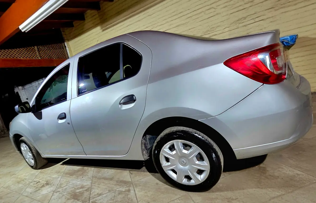 Mira esta publicación de Renault Logan