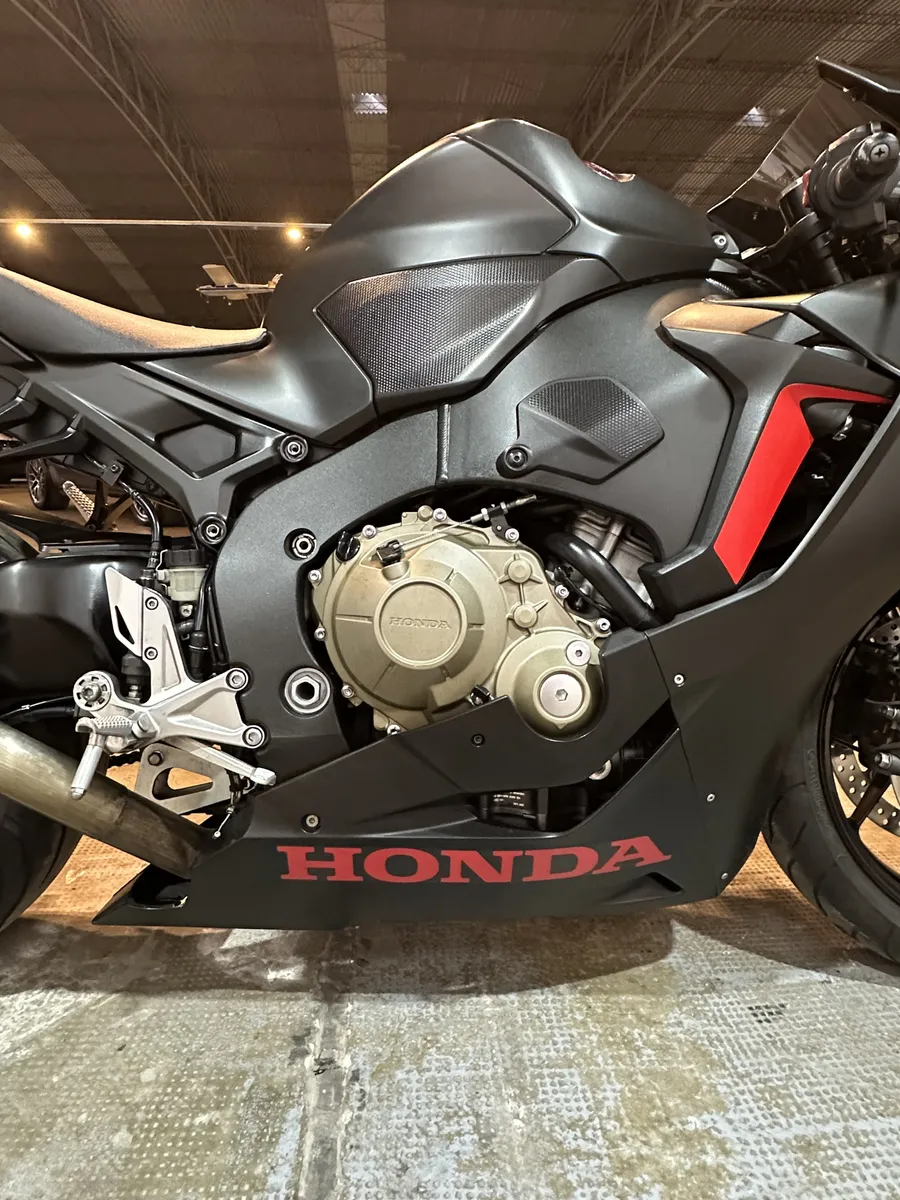 Mira esta publicación de Honda CBR 1000 RR Fireblade 2019 en Motordil
