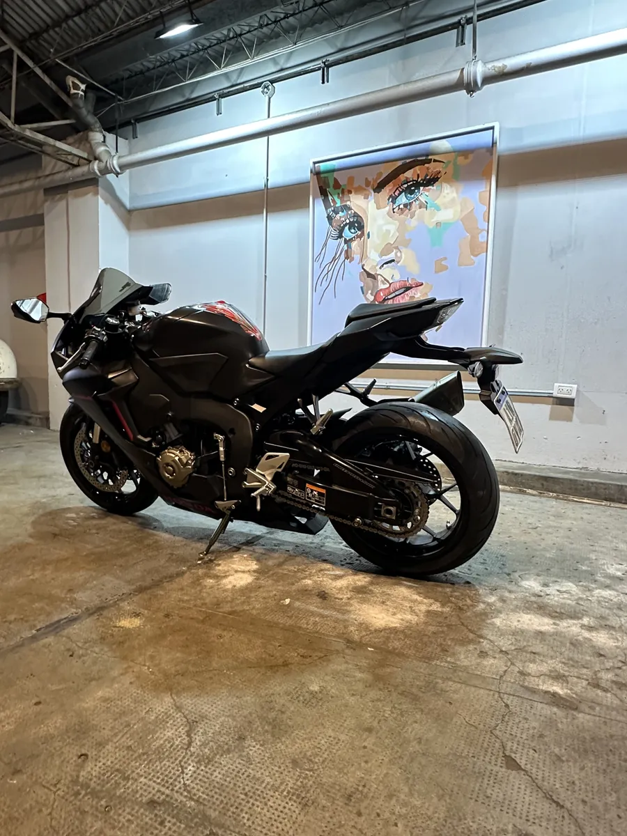Mirá esta publicación de Honda CBR 1000 RR Fireblade