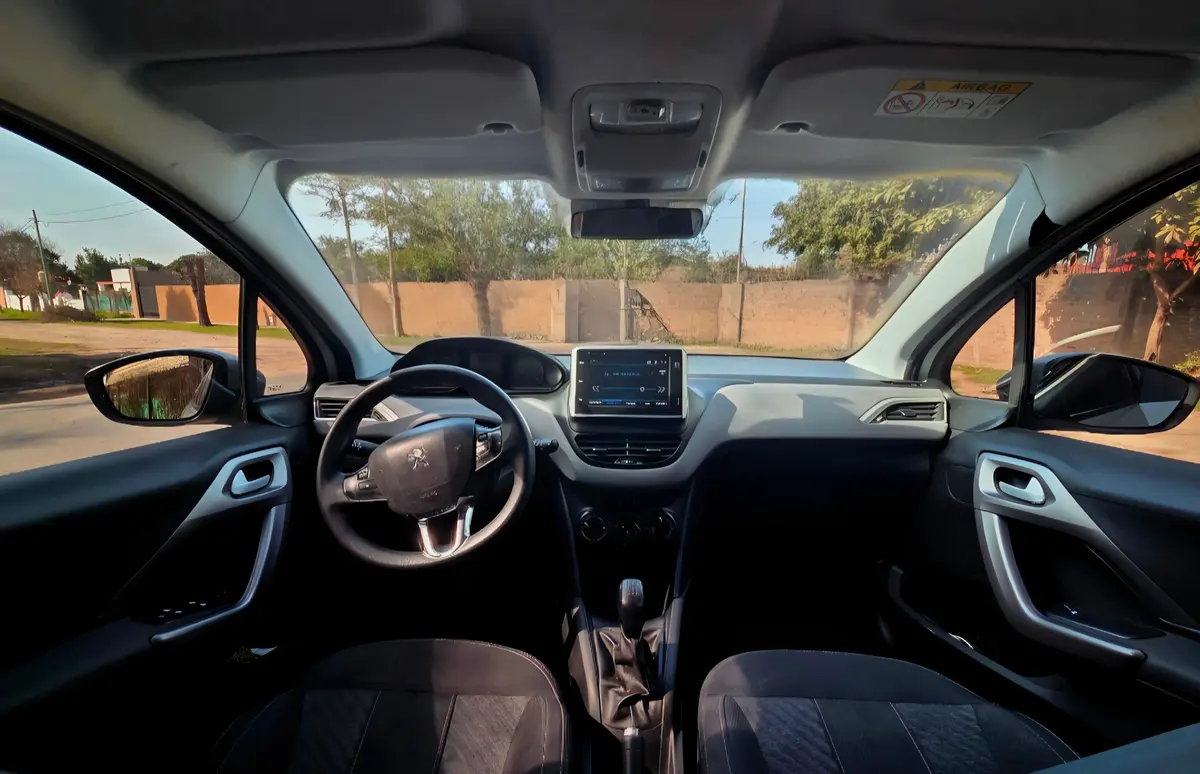 Mira esta publicación de Peugeot 208