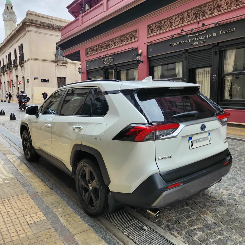 Mirá esta publicación de Toyota RAV4