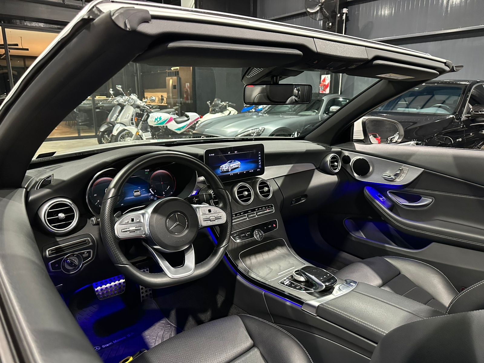 Mira esta publicación de Mercedes Benz Clase C