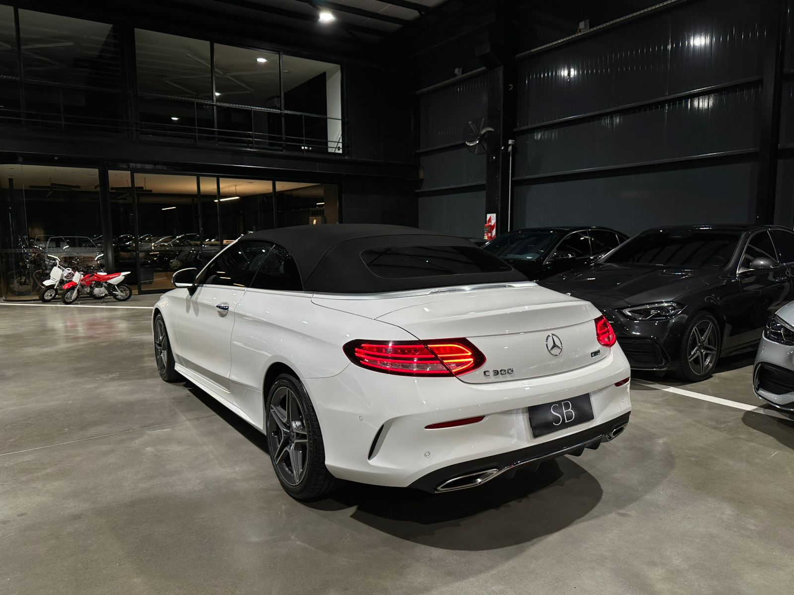 Mira esta publicación de Mercedes Benz Clase C