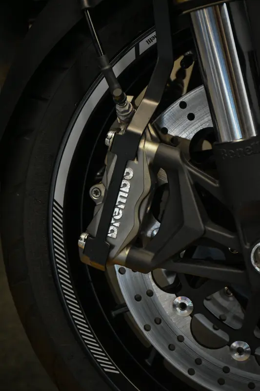 Mira esta publicación de Benelli TNT 752 S