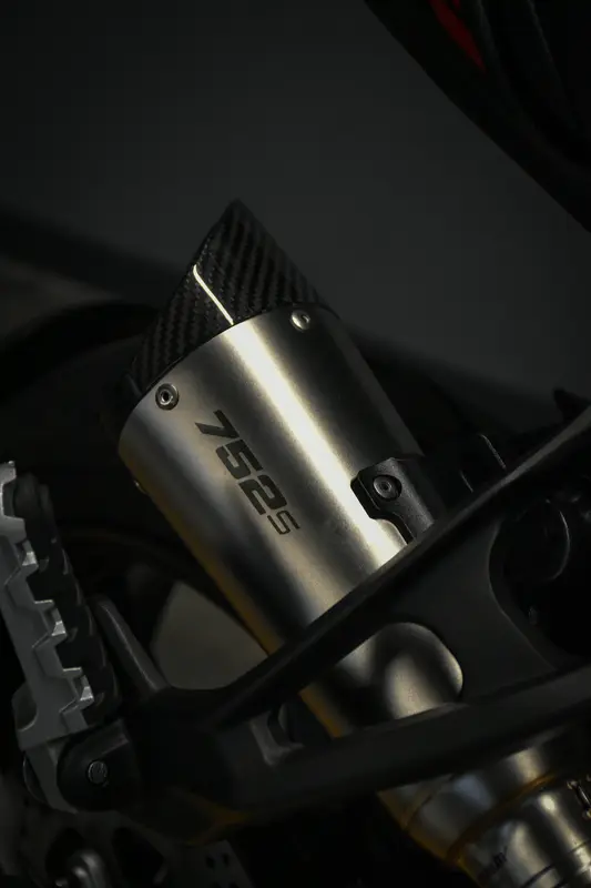 Mirá esta publicación de Benelli TNT 752 S