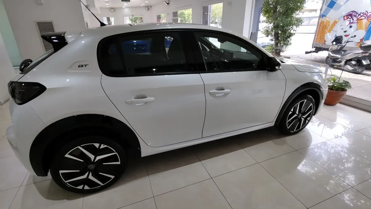 Mirá esta publicación de Peugeot 208