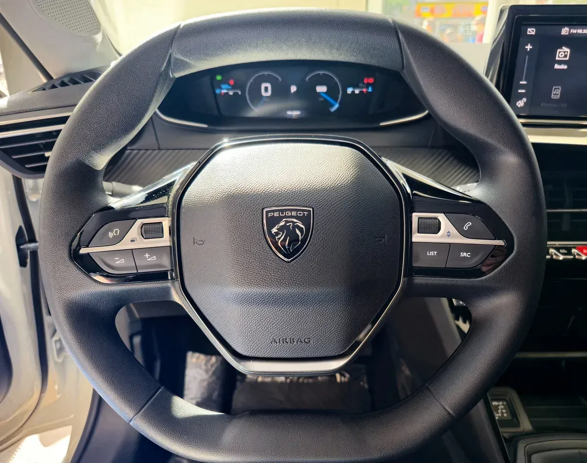 Mirá esta publicación de Peugeot 208