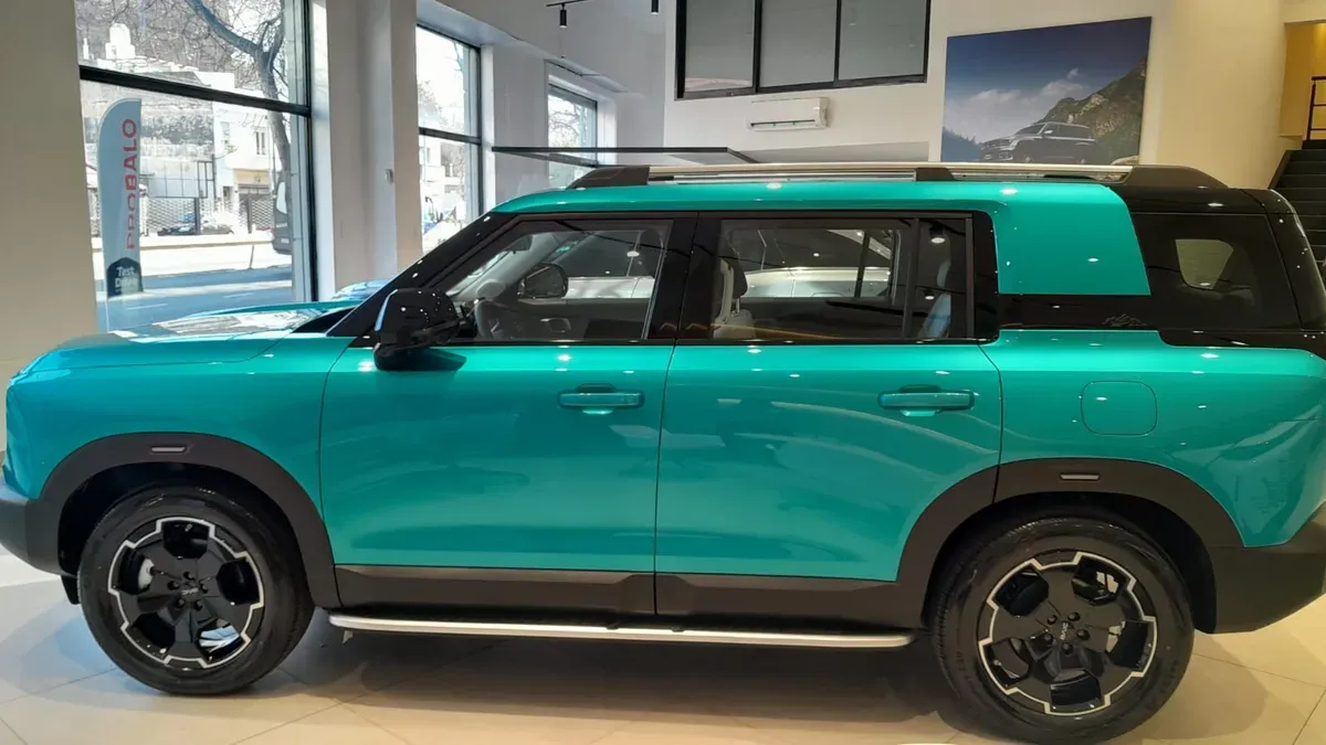 Mira esta publicación de Baic Bj 30