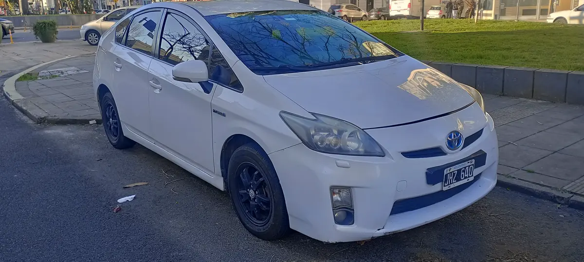 Mira esta publicación de Toyota Prius
