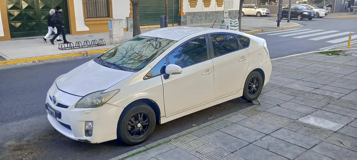 Mira esta publicación de Toyota Prius