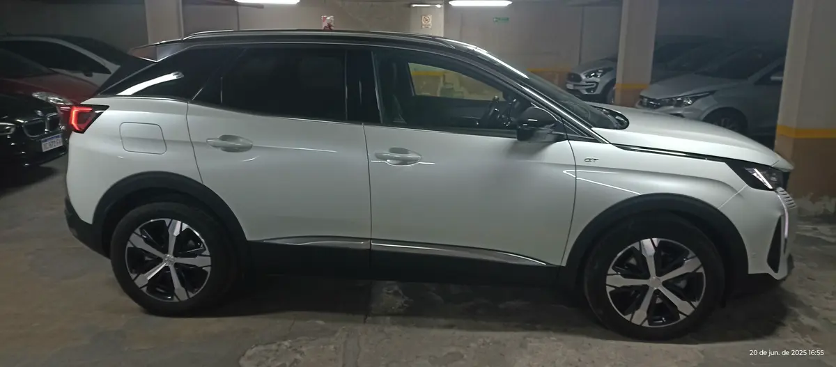 Mira esta publicación de Peugeot 3008